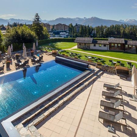 Hostellerie Du Pas De L'Ours "Relais Et Chateaux" Crans-Montana Exterior photo